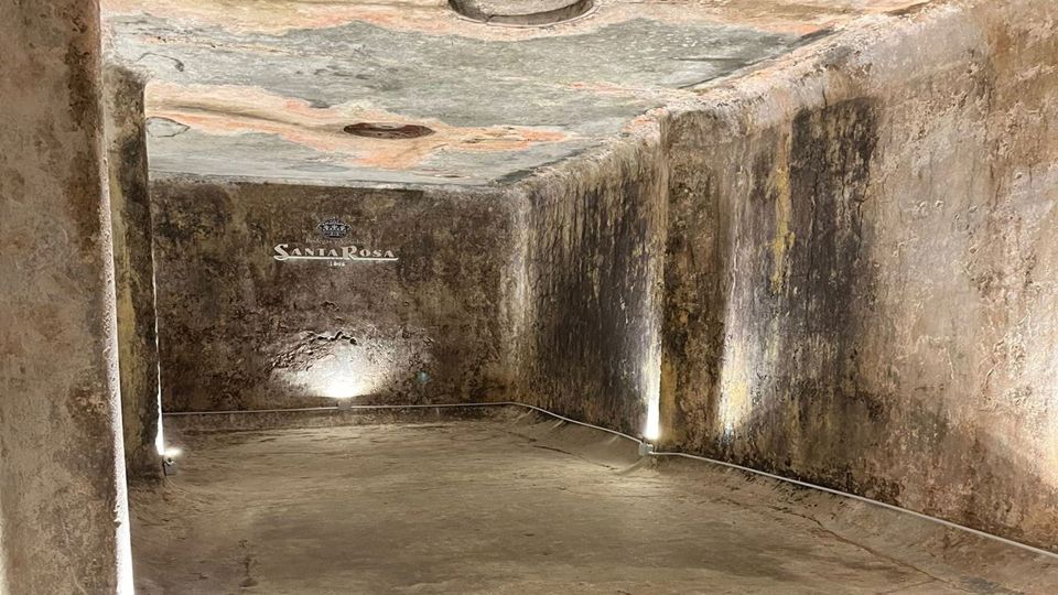 Wine Tasting At Santa Rosa Winery foto 3