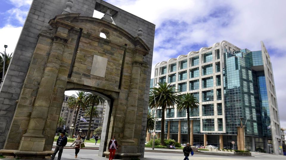 Bike Tour Through Montevideo foto 1